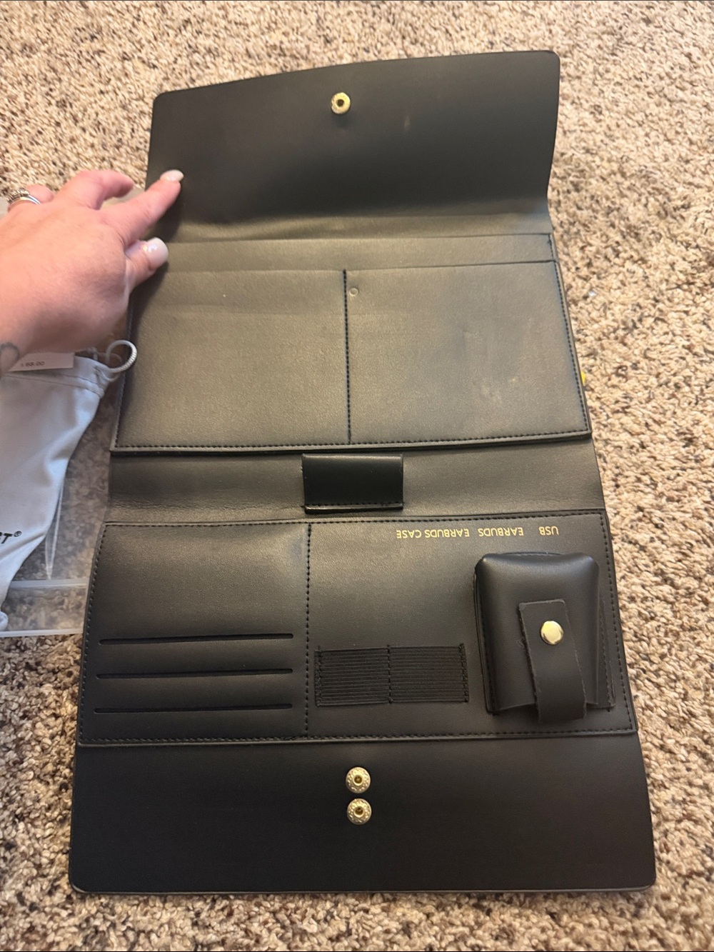 Wallet & Accessories Lot - Picture 11 of 12